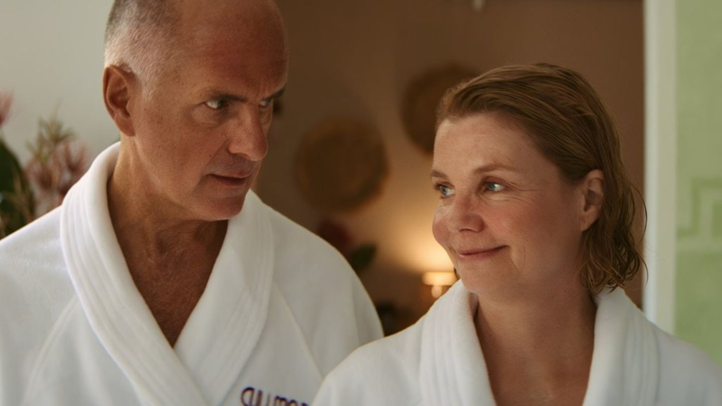 "Merz gegen Merz - Geständnisse": Bei einem Rollenspiel im Spa-Bereich des Hotels verschwimmen die Grenzen der Beziehung zwisc