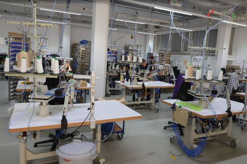 Mit einer Gesamtinvestition von rund 100 Millionen Euro stärkt Bauerfeind seinen zentralen Stammsitz in Zeulenroda. (Archivbild)