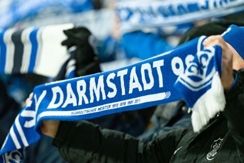 Bindet zwei Talente an sich: der SV Darmstadt 98. (Symbolbild) Foto: Uwe Anspach/dpa