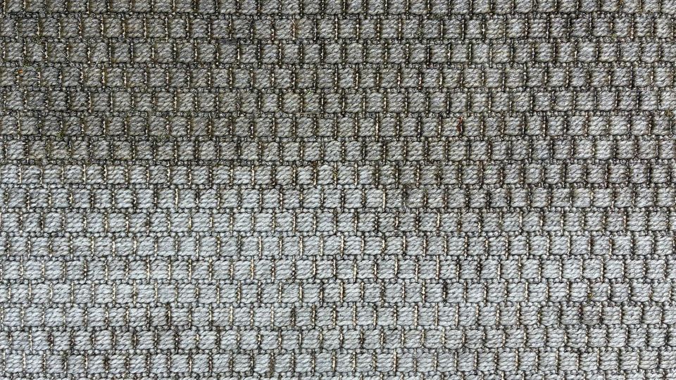Dreckiger Outdoor-Teppich