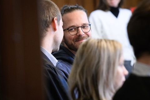 Der Autor und Aktivist Arne Semsrott wirft der Magdeburger Stadtverwaltung vor, seine Lesung in der Stadtbibliothek aus Angst vo