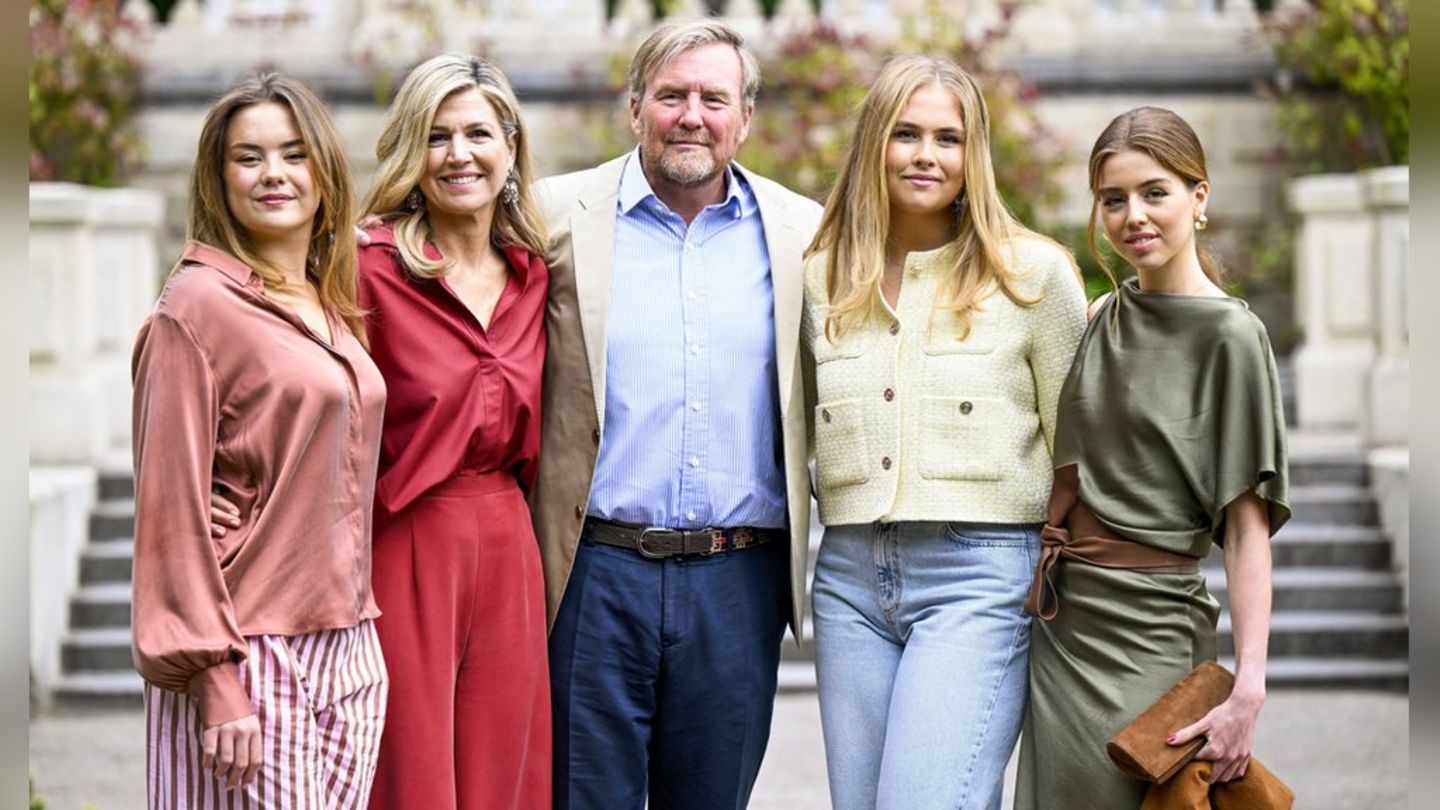 Die niederländischen Royals beim Shooting: Prinzessin Ariane, Königin Máxima, König Willem-Alexander, Kronprinzessin Amalia un