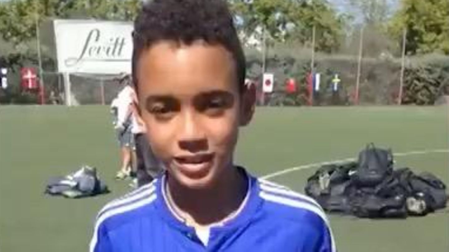Erkennen Sie alle?: Vergabe mit Kinderfotos: Diese Spieler stehen im WM-Kader des DFB