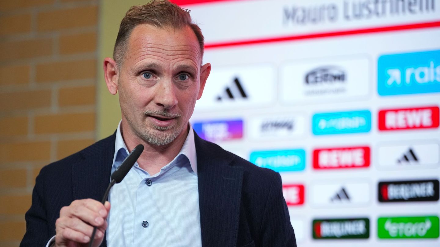 Mauro Lustrinelli fordert von seiner Mannschaft jeden Tag das Beste. Foto: Soeren Stache/dpa