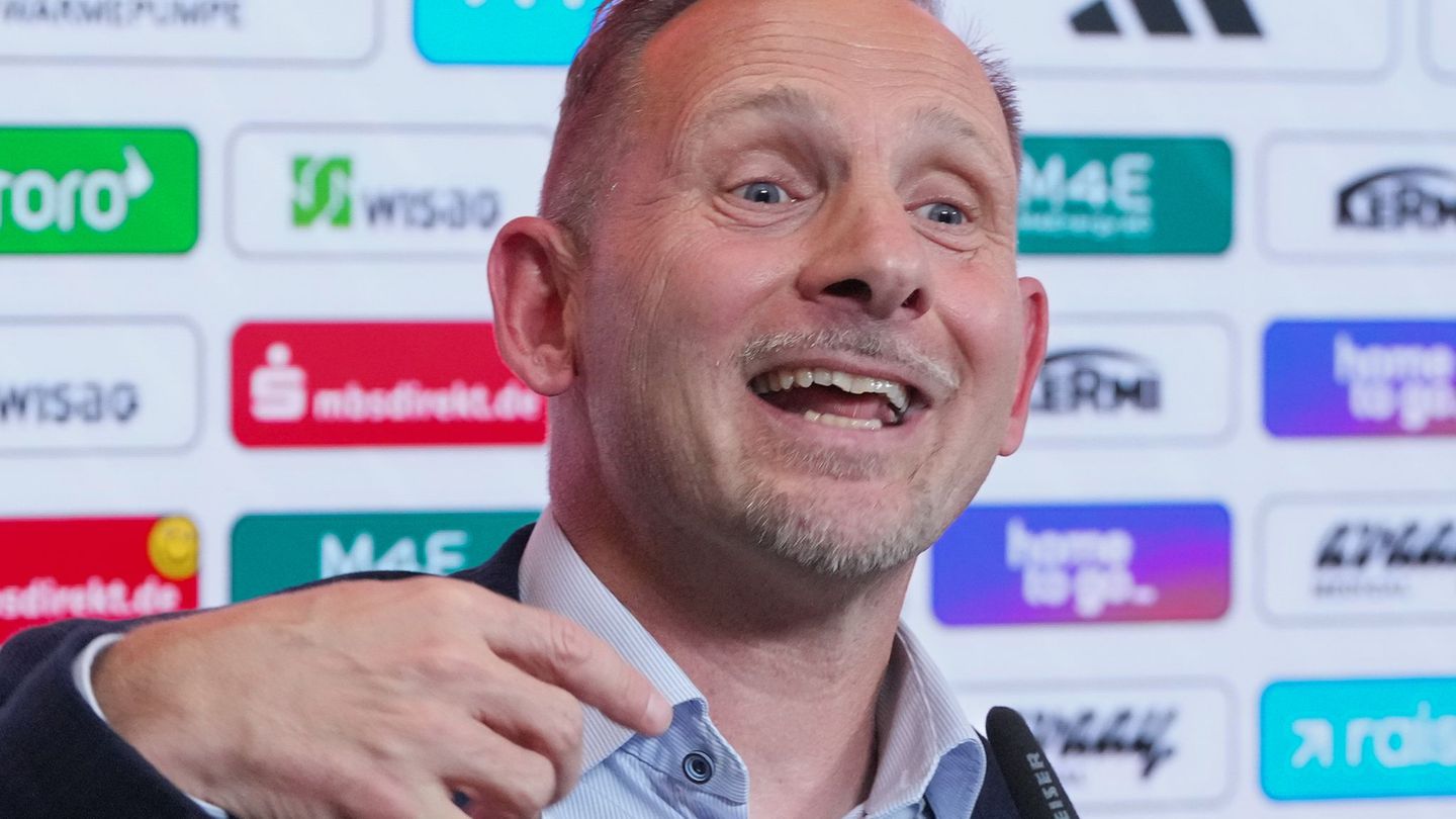 Lustrinelli fordert eine Winnermentalität von der Mannschaft. Foto: Soeren Stache/dpa