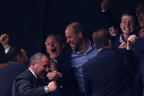 Prinz William feiert den Europa-League-Sieg von Aston Villa.