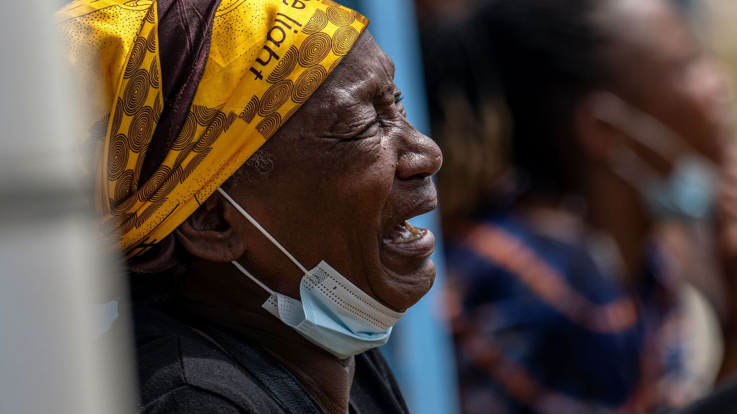 Ebolafieber ist eine ansteckende und lebensbedrohliche Infektionskrankheit. Foto: Moses Sawasawa/AP/dpa