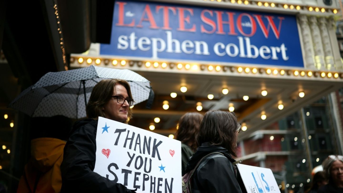 Fans bei der letzten Aufnahme der "Late Show" mit Stephen Colbert