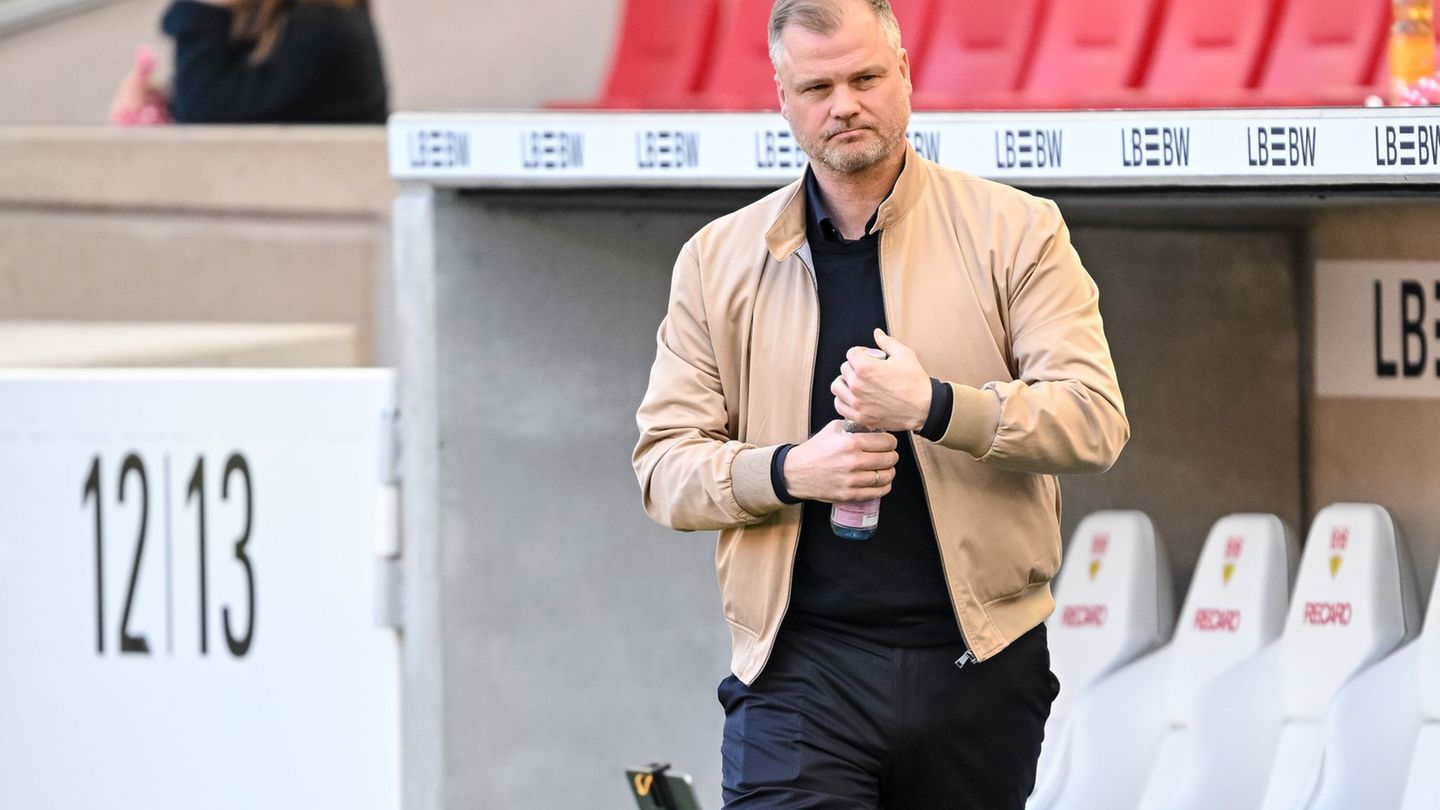 Legt sich in der Torhüterfrage öffentlich noch nicht fest: VfB-Boss Fabian Wohlgemuth. (Archivbild) Foto: Harry Langer/dpa
