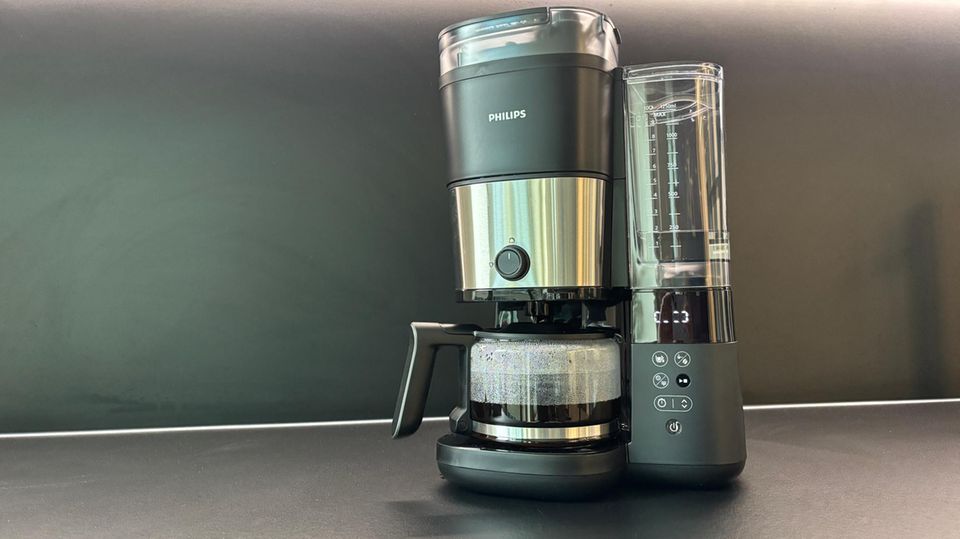 Kaffeemaschine mit Mahlwerk: Testsiegerin Philips All-in-1 Brew