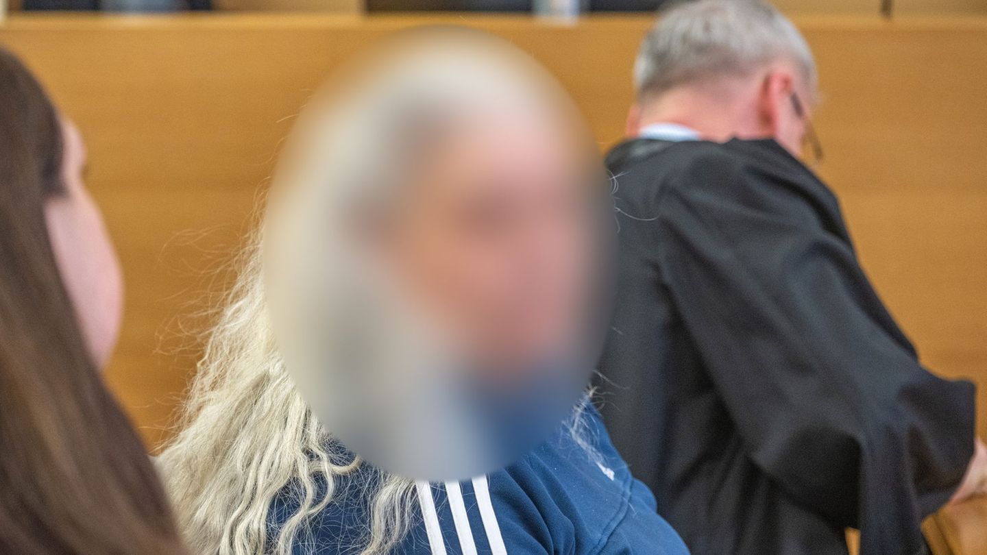 Für den Giftmord an ihrem Partner ist eine Frau vor dem Landgericht Deggendorf zu lebenslanger Haft verurteilt worden. (Archivbi