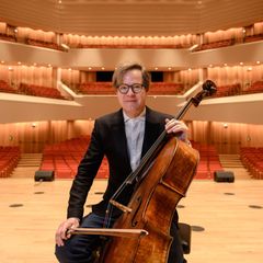 Jan Vogler hat bei den diesjährigen Dresdner Musikfestspielen Cello-Kolleginnen und -Kollegen aus aller Welt zu einer "Cellomani