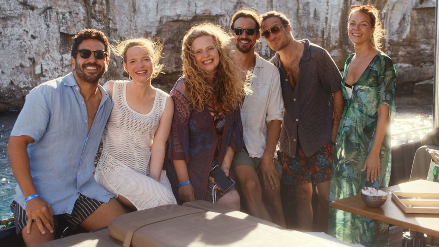 "Der perfekte Urlaub" (v.l.): Elyas M'Barek, Karoline Herfurth, Diana Amft, Florian David Fitz, Frederick Lau und Jessica Schw