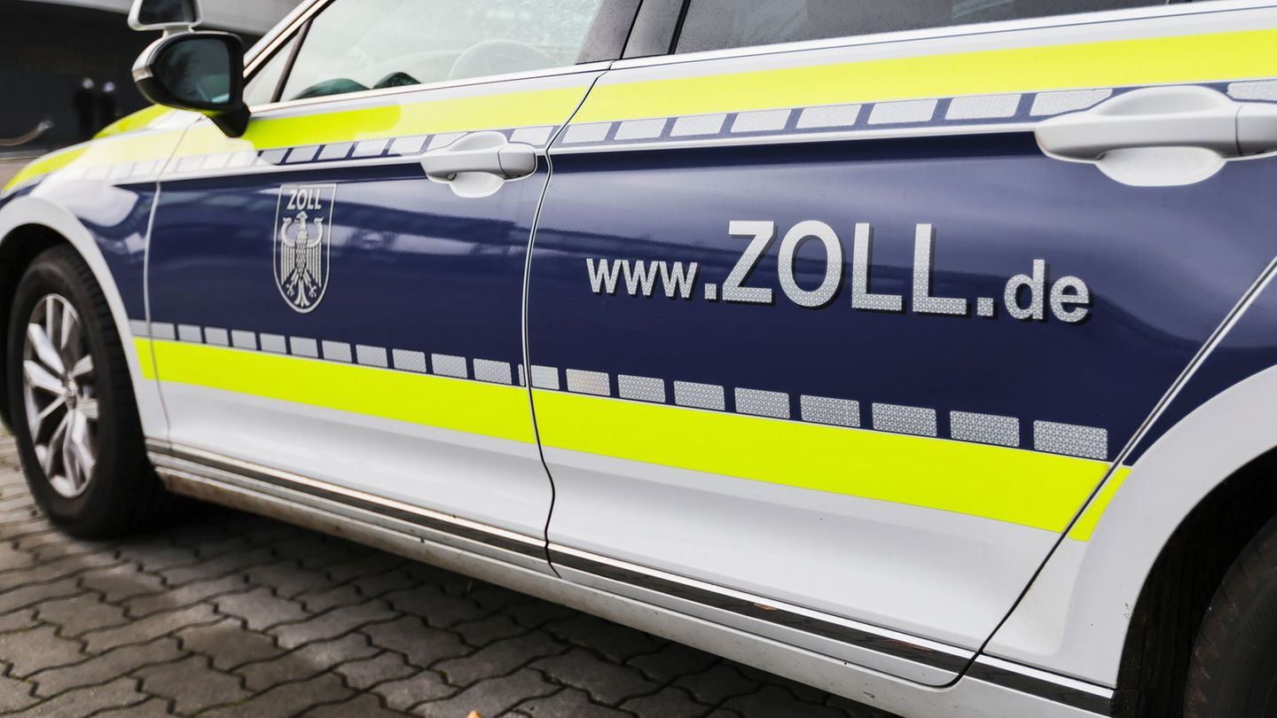 Nach einer Kontrolle ermittelt der Zoll gegen Verantwortliche eines Kieler Lebensmittelgroßhändlers. (Symbolbild) Foto: Frank Mo