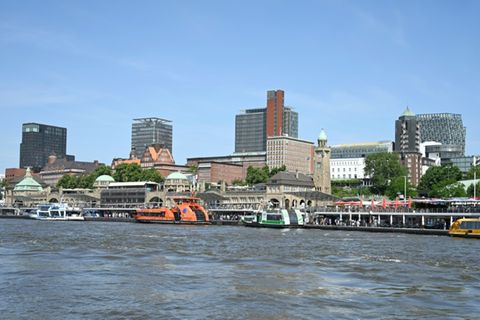 Landungsbrücken in Hamburg