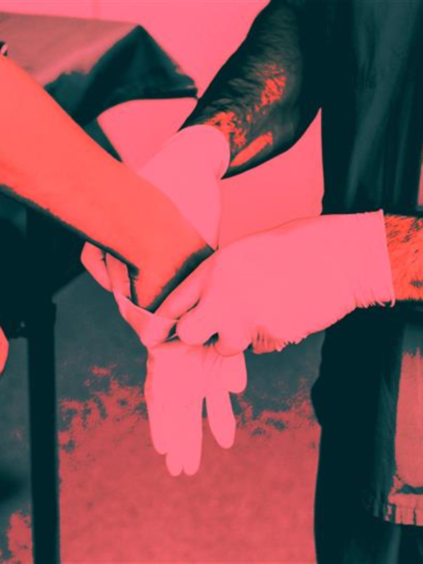 Arzt hilft Medizinstudentin in Handschuhe Thema: Eklat Ärztetag