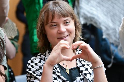 Aktivistin Greta Thunberg als Zuschauerin bei Prozess um Palästina-Aktivisten. Foto: Bernd Weißbrod/dpa