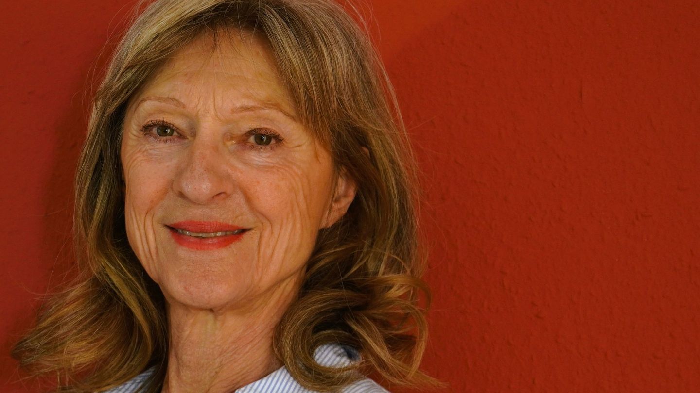 Die Münchener Therapeutin Jutta Stiehler war 16 Jahre lang Dr. Sommer beim Jugendmagazin BRAVO. In der ARD-Doku "BRAVO – Headlines, Hypes und Herzschmerz" werden Aufstieg und Fall des einst mächtigsten Jugendmagazins der Welt erzählt. Auch Jutta Stiehler berichtet im Dreiteiler von ihrer Arbeit. Ausführlicher tut sie es jedoch in diesem Interview.