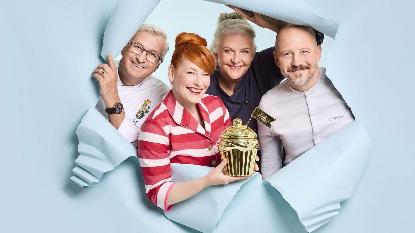 Enie van de Meiklokjes (zweite von links) moderiert wieder den Kampf um den "Goldenen Cupcake". In der Jury sitzen Günther Körffer (links), Bettina Schliephake-Burchardt und Christian Hümbs.