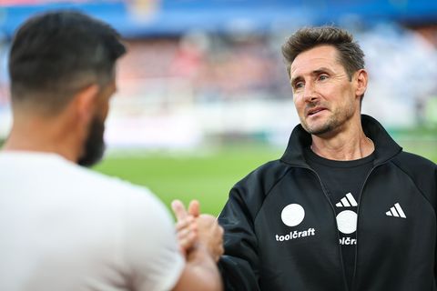 Darf einen neuen Spieler beim FCN begrüßen: Trainer Klose. (Archivbild) Foto: Daniel Karmann/dpa