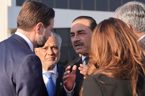 Pakistans Armeechef Asim Munir ist nach Teheran gereist. (Archivbild) Foto: Jacquelyn Martin/AP POOL/dpa