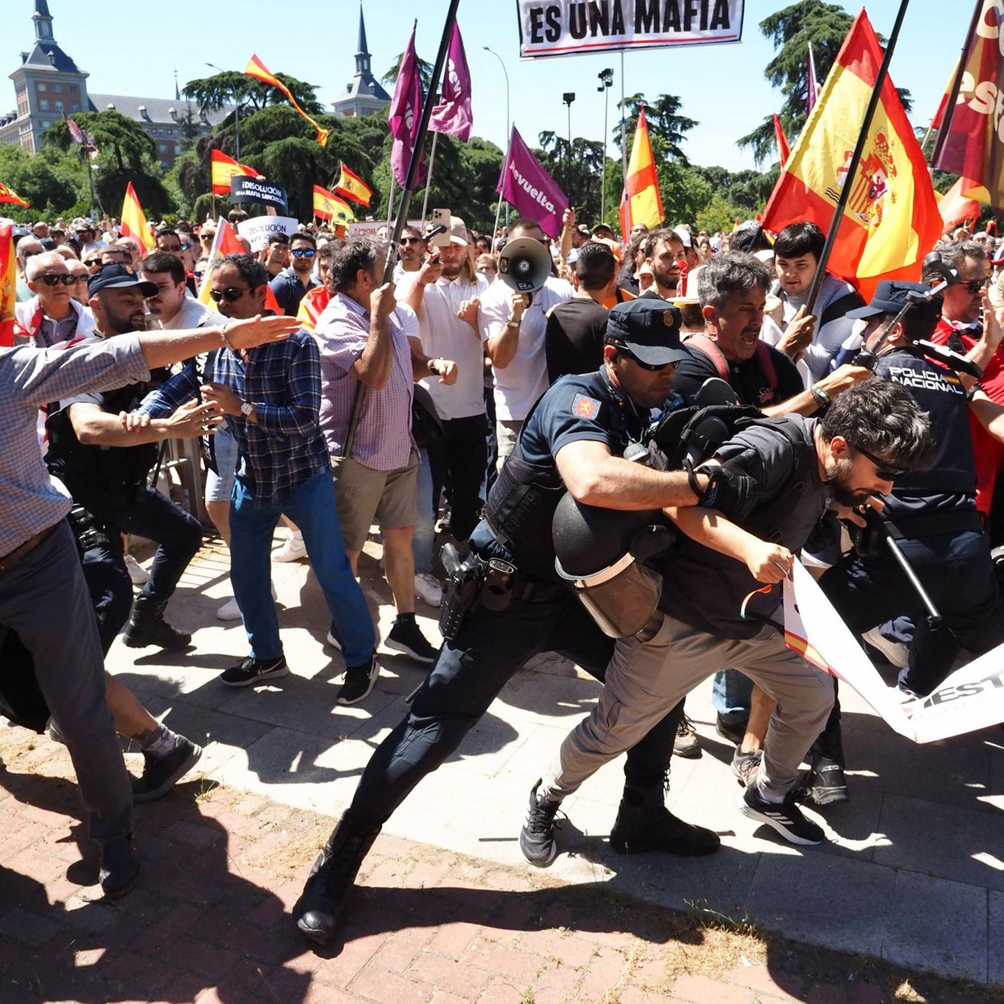 Proteste gegen Pedro Sánchez