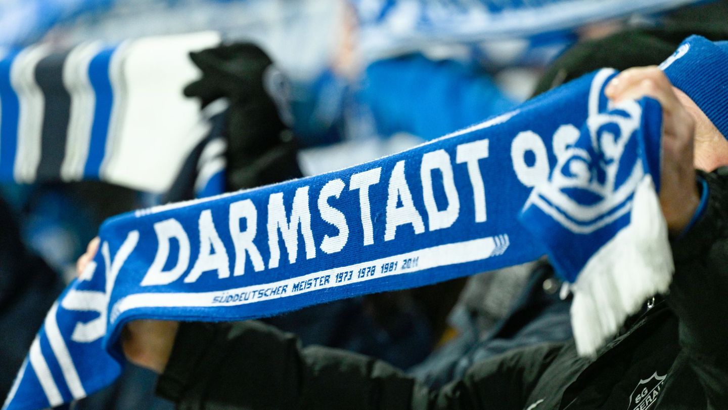 Darmstadt 98 will in der 2. Liga oben dran bleiben. (Archivbild) Foto: Uwe Anspach/dpa