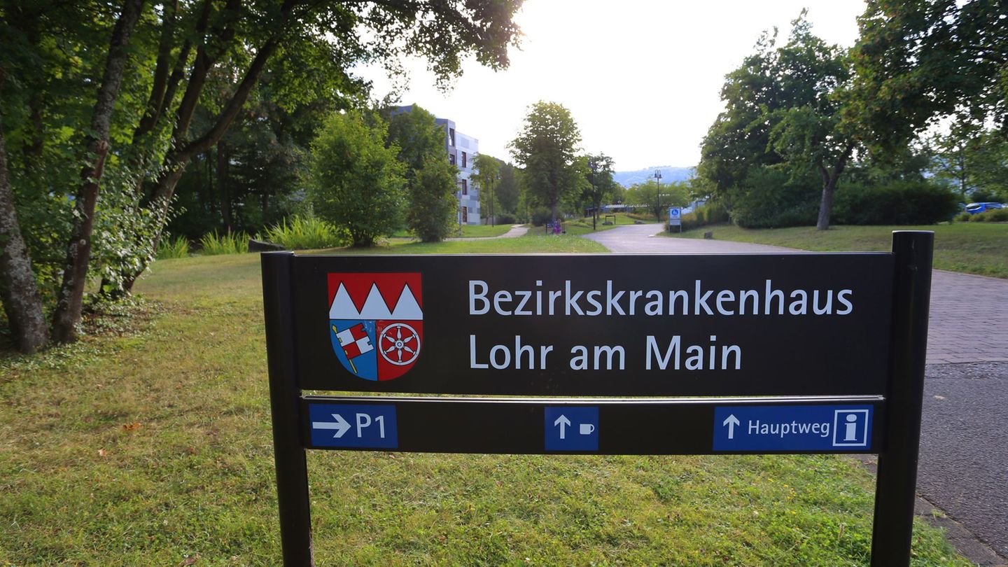 Ein Brandstifter war aus dem Bezirkskrankenhaus in Lohr am Main geflohen. (Archivbild) Foto: picture alliance / dpa