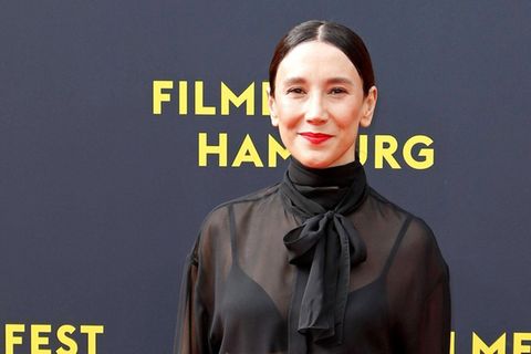 Sibel Kekilli - hier 2025 beim Filmfest Hamburg - hat verraten, dass sie sich jetzt "Mrs." nennen darf. Dies ist die tradition