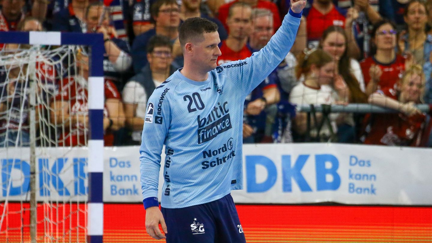 Kevin Möller und die SG Flensburg-Handewitt spielten beim TVB Stuttgart. (Archivbild) Foto: Michael Hundt/dpa