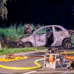 Die Unfallursache ist noch unklar. Foto: Markus Klümper/dpa