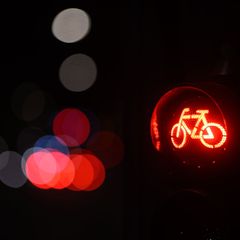 Ein Zusammenprall zwischen einem Radfahrer und einem Fußgänger findet am Wochenende in Ahlen kein gutes Ende. (Symbolbild) Foto: