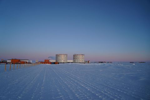 Monatelange Isolation kann Konflikte in Gruppen verstärken, zeigt eine Studie aus der Antarktis. Foto: Jessica Studer/EurekAlert