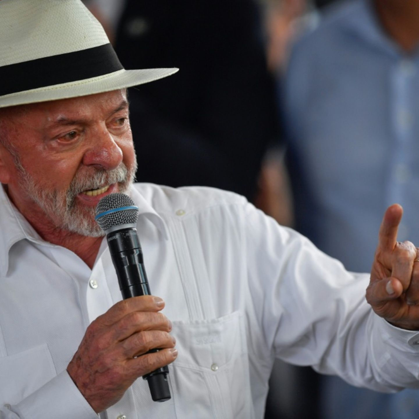 Brasiliens Präsident Lula beginnt präventive Strahlentherapie gegen Hautkrebs