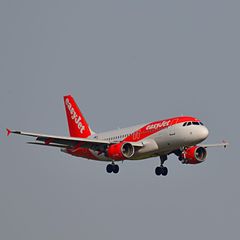 Easyjet-Flugzeug: Zwischenlandung wegen Powerbank