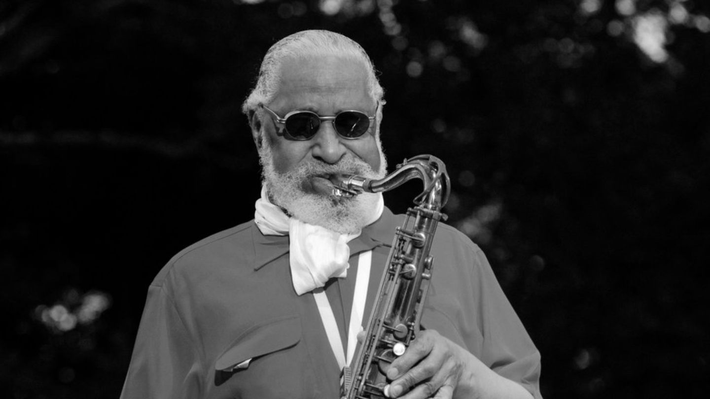 Sonny Rollins prägte den Jazz über Jahrzehnte. Eine öffentliche Gedenkfeier ist laut seiner Familie nicht geplant.