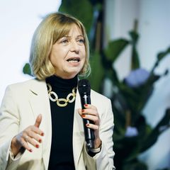 Anja Mikus, Vorstandsvorsitzende des deutschen Staatsfonds Kenfo