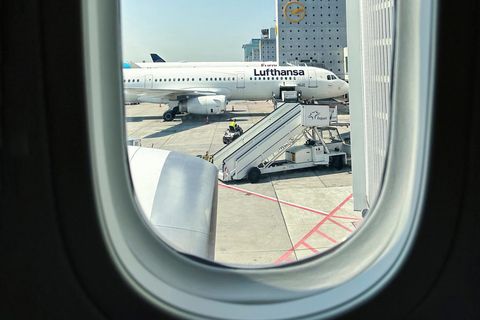 In Stuttgart warten die Flieger, dass es wieder aufwärts geht
