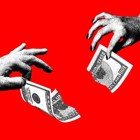 Um sich vor finanzieller Abhängigkeit zu schützen, kann ein Ehevertrag sinnvoll sein