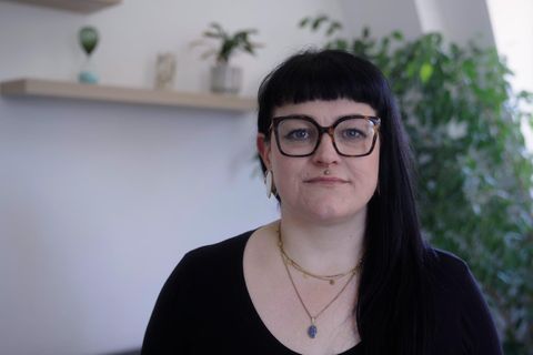 Anne-Kathrin erzählt über sexualisierte Partnerschaftsgewalt