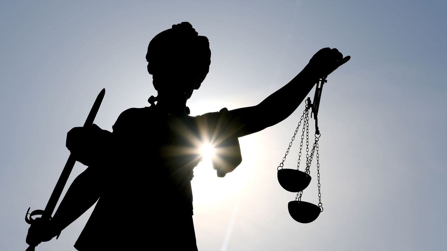 Nach der Spurensicherung hat die Staatsanwaltschaft Anklage gegen einen mutmaßlichen Serieneinbrecher. (Symbolbild) Foto: Arne D