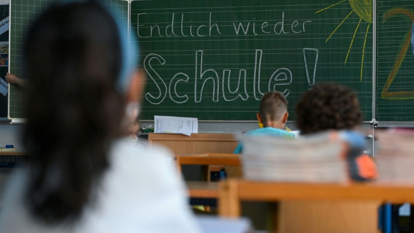 Kinder in einer Grundschule