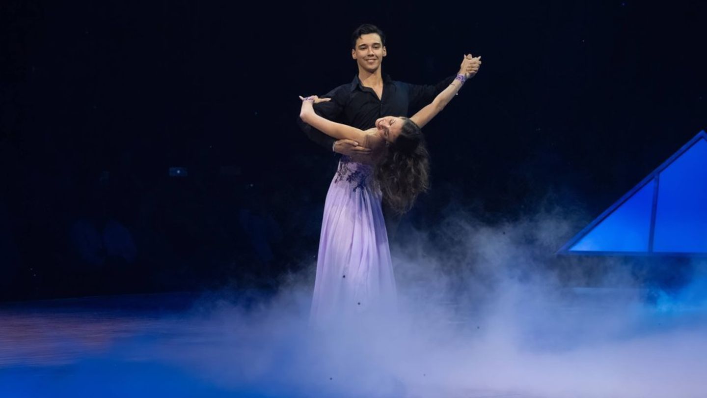Diego Pooth wurde gemeinsam mit Ekaterina Leonova nach dem "Dancing Star 2026" auch "Christmas Dancing Star".