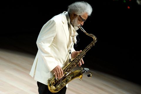 Der Jazz-Saxofonist Sonny Rollins ist im Alter von 95 Jahren gestorben. (Archivbild) Foto: Peter Kollanyi/MTI/dpa