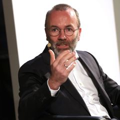 CSU-Vize Manfred Weber hat seine Partei zu mehr Orientierung am Gemeinsinn aufgefordert und auch in seinem Brief auch Parteichef