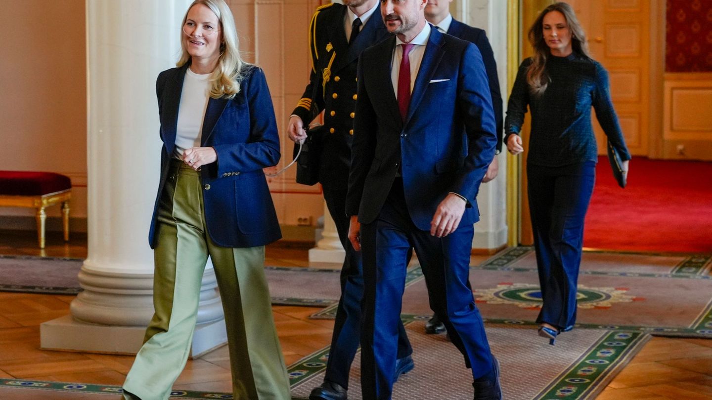 In der Öffentlichkeit trat Kronprinzessin Mette-Marit schon mehrfach mit Sauerstoffgerät auf. (Archivbild) Foto: Lise Åserud/NTB