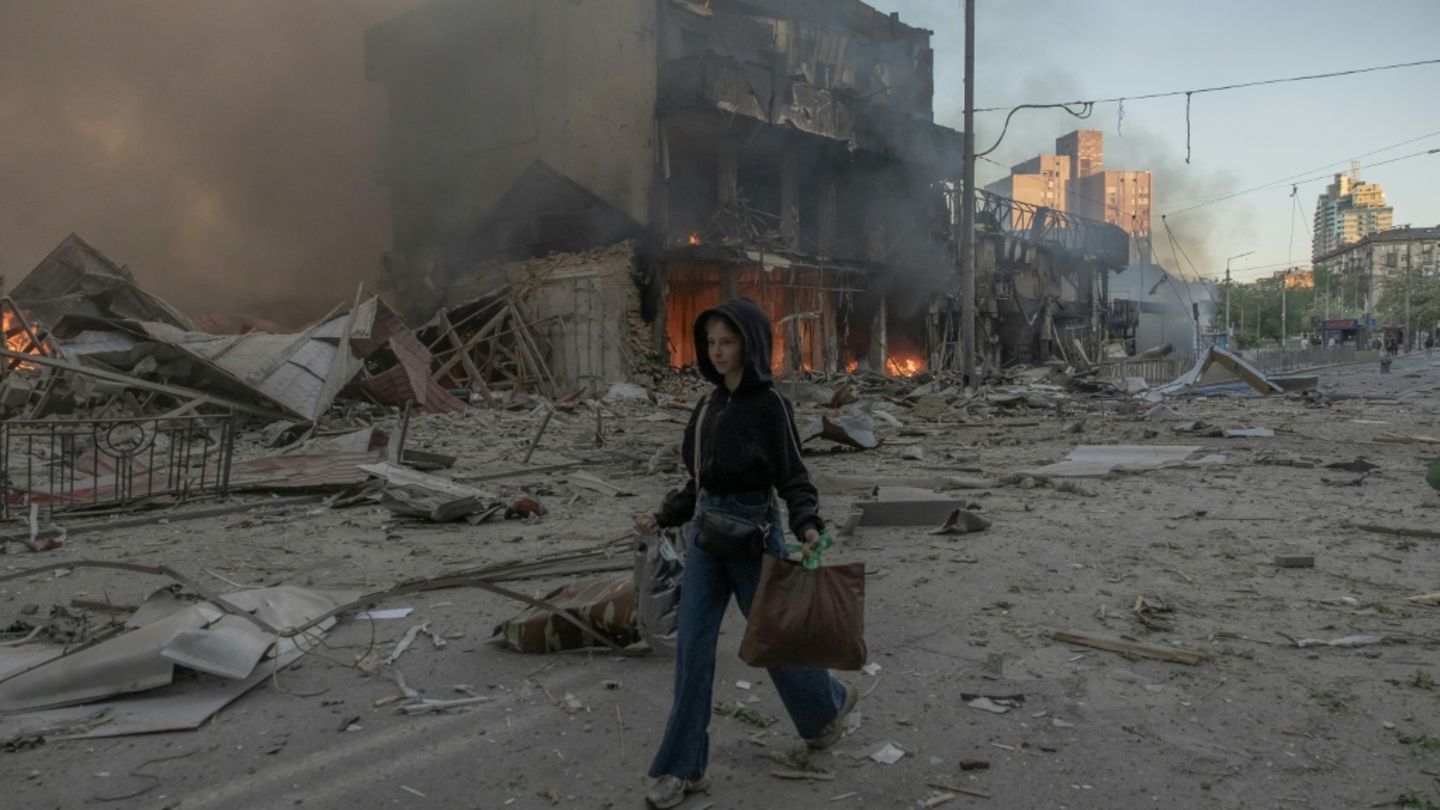Zerstörung in der Ukraine nach russischen Angriffen