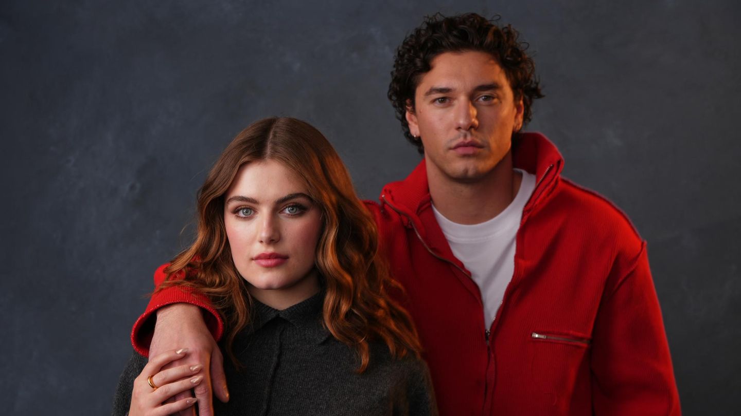 Mit der Serie „Off Campus“ sind die Schauspieler Ella Bright und Belmont Cameli auf Erfolgskurs.