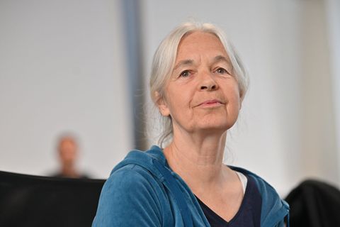 Die frühere RAF-Terroristin Daniela Klette ist wegen bewaffneter Raubüberfälle zu 13 Jahren Gefängnis verurteilt worden. Foto: S