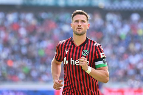 Hannovers Kapitän Enzo Leopold wechselt zu Borussia Mönchengladbach. Foto: Swen Pförtner/dpa